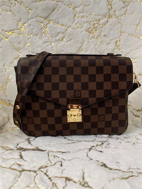 louis vuitton metis damier